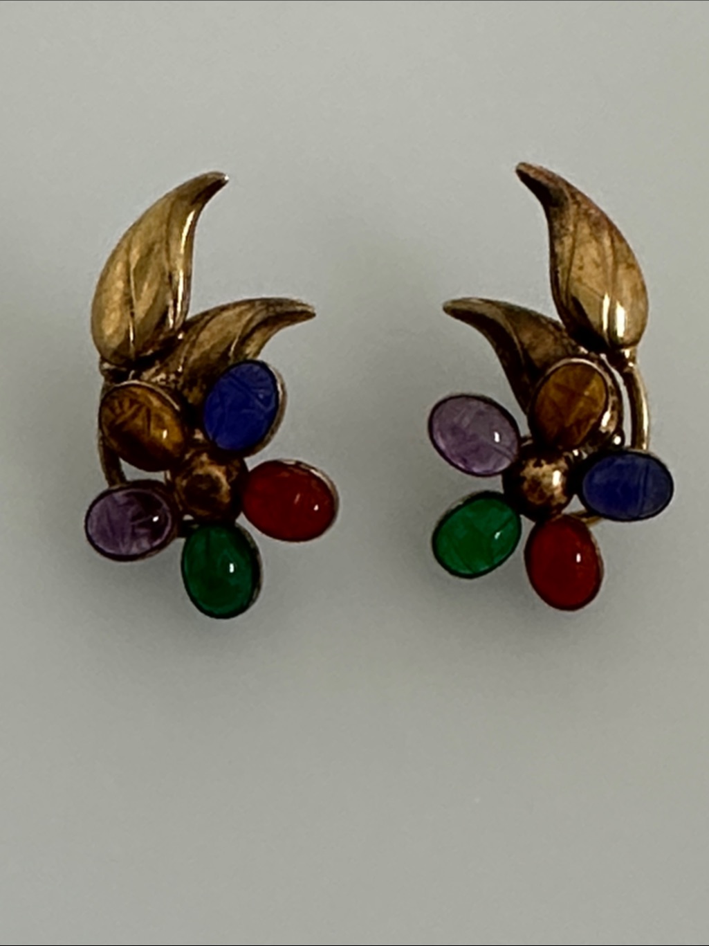 Vintage Lapis Lazuli Green: Jade, Carnelian Amethyst.: Tiger's Eye. Earrings